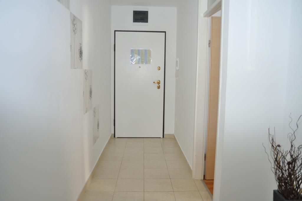 Apartment Kristijan Makarska Buitenkant foto