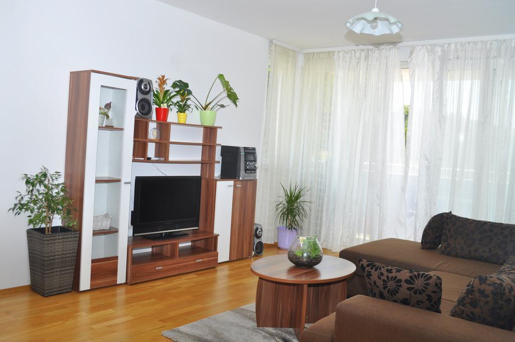Apartment Kristijan Makarska Buitenkant foto