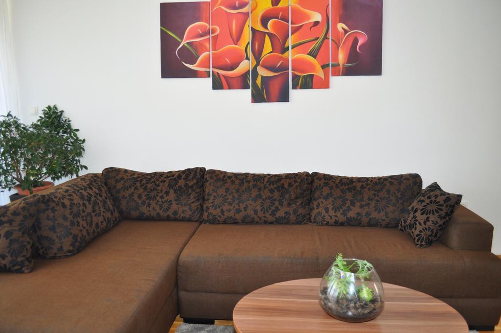 Apartment Kristijan Makarska Buitenkant foto